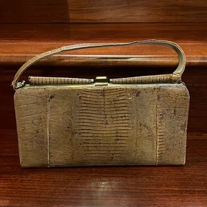 Vintage brown shoulder bag
